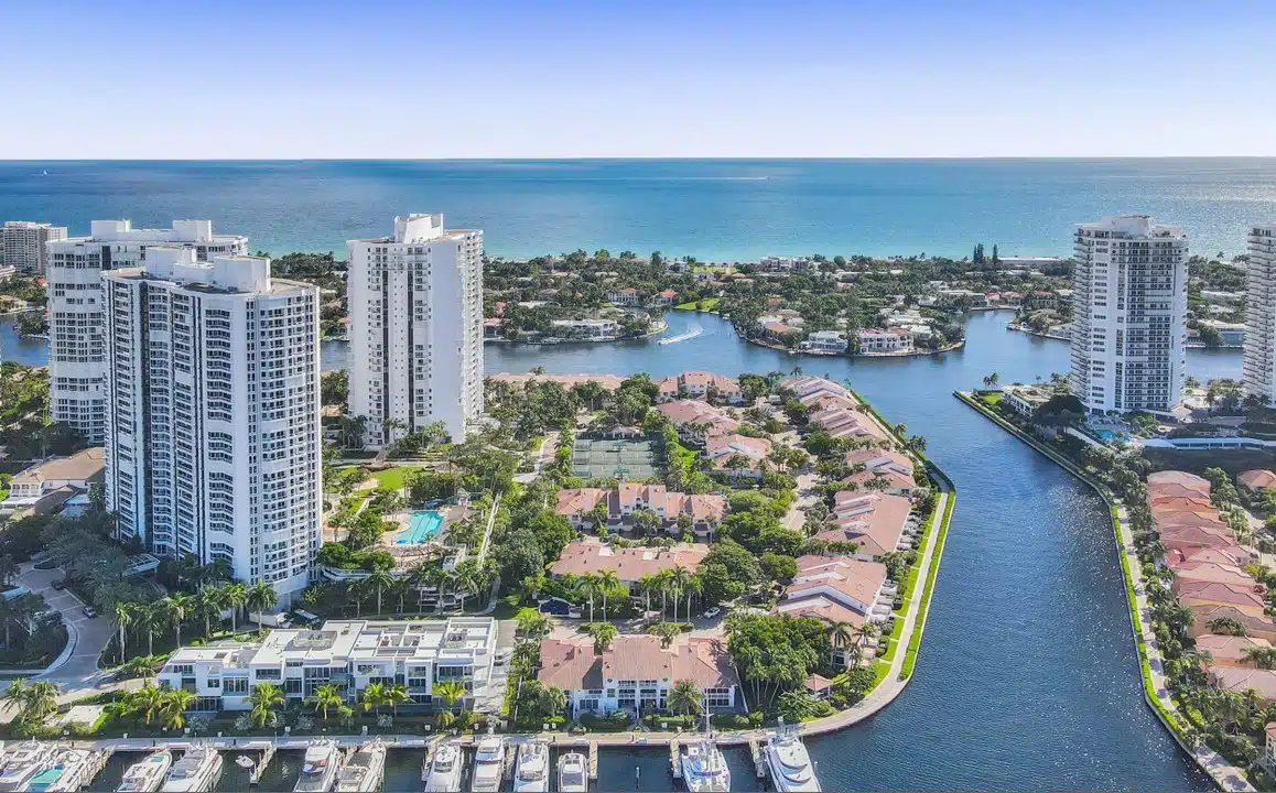 Navigating Florida's Real Estate Financing Landscape: Your Key to Homeownership Success