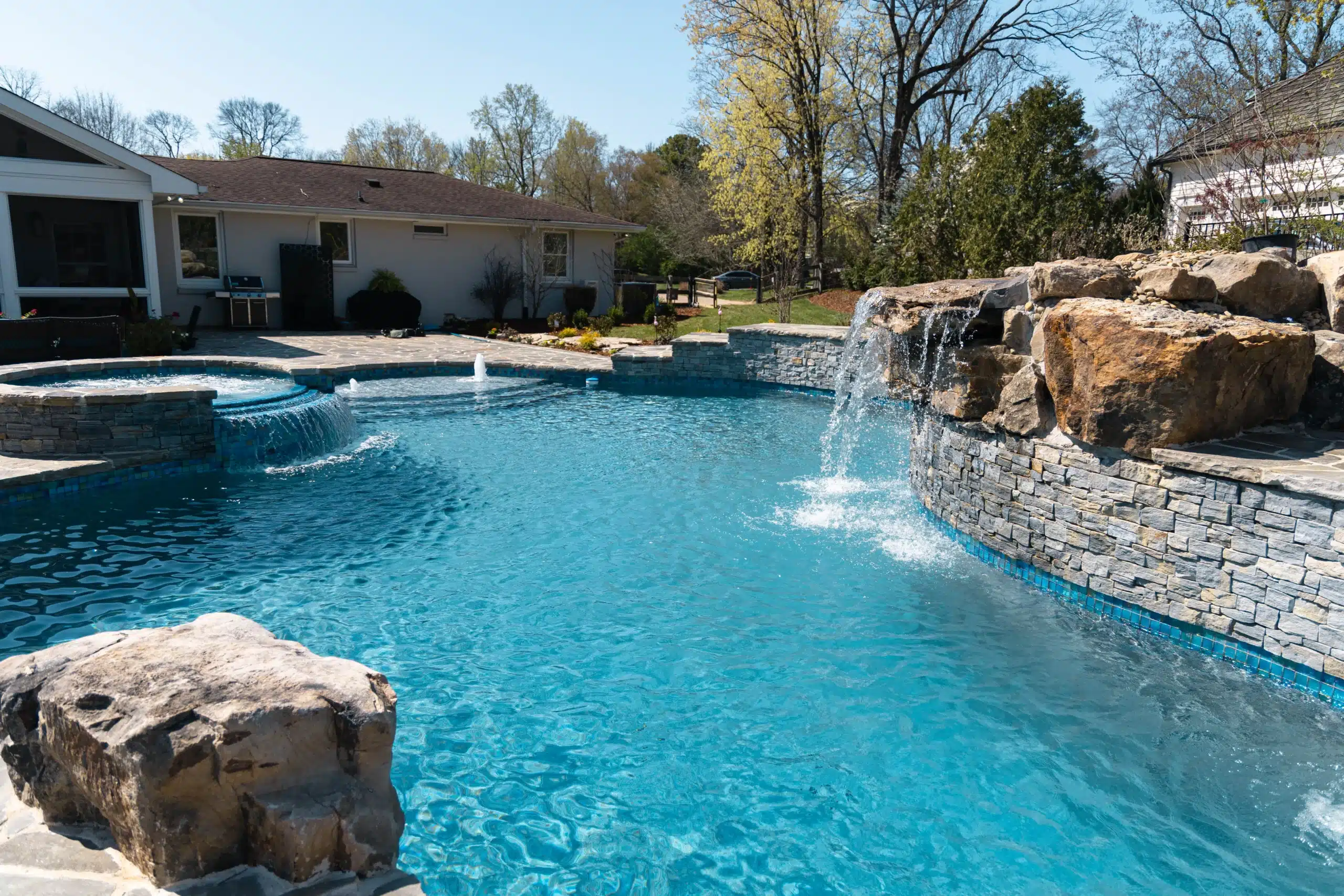 Diving into Perfection: Knoxville’s Unparalleled Pool Builders