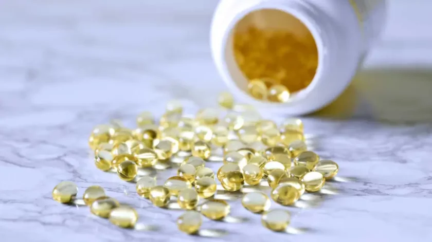 The Benefits, Types, and Potential Side Effects of Fish Oil Supplements