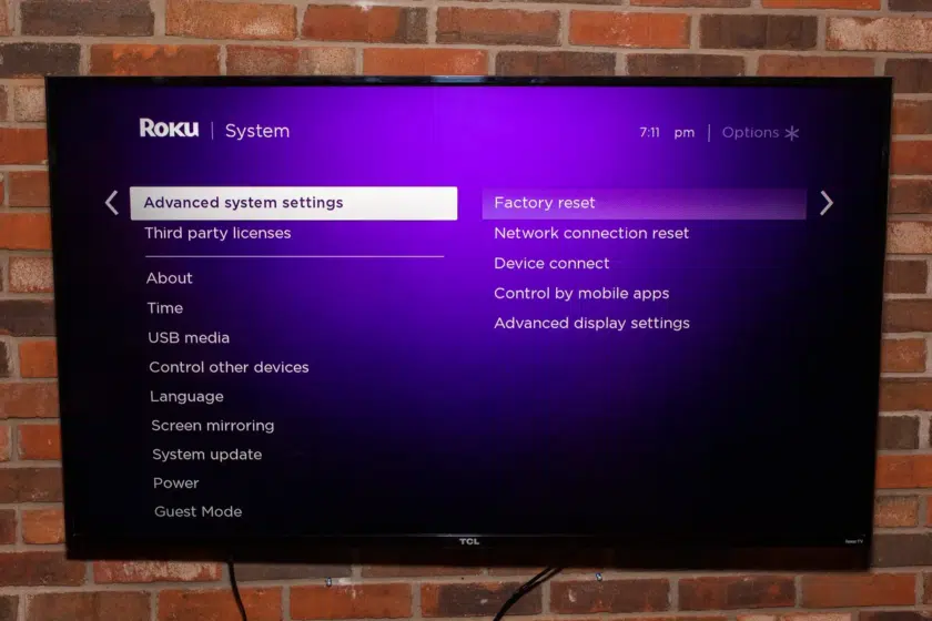 How to fix lines on Roku TV